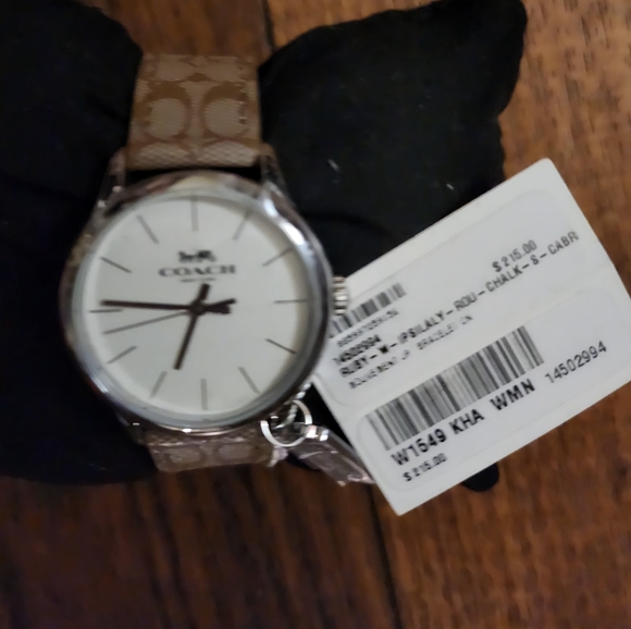 NEW WATCH BY COACH - Picture 1 of 1